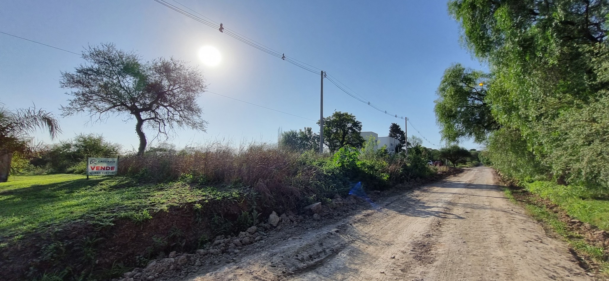 EN VENTA GRAN TERRENO ZONA TOMA, EXCELENTE UBICACION !!!