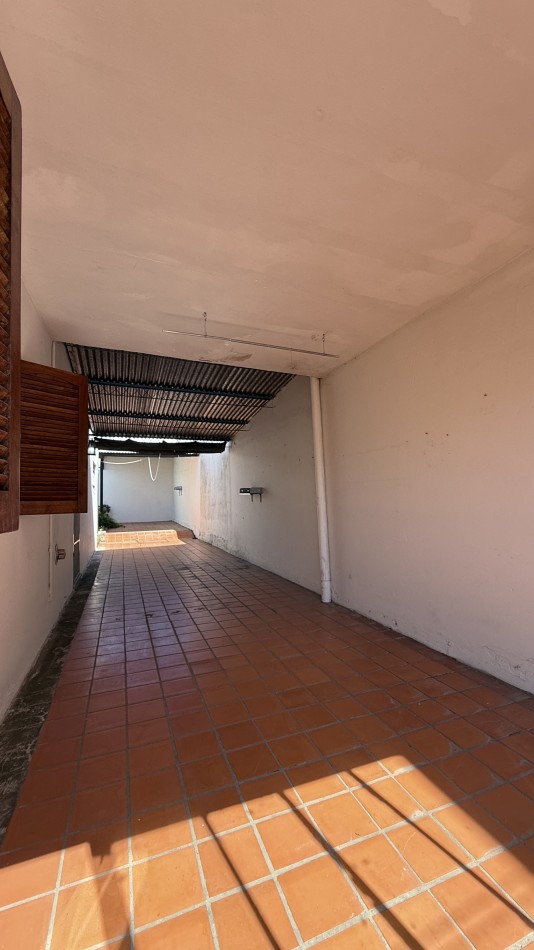 VENTA CASA 2 DORM - S/ AV. DE LAS AMERICAS !!!