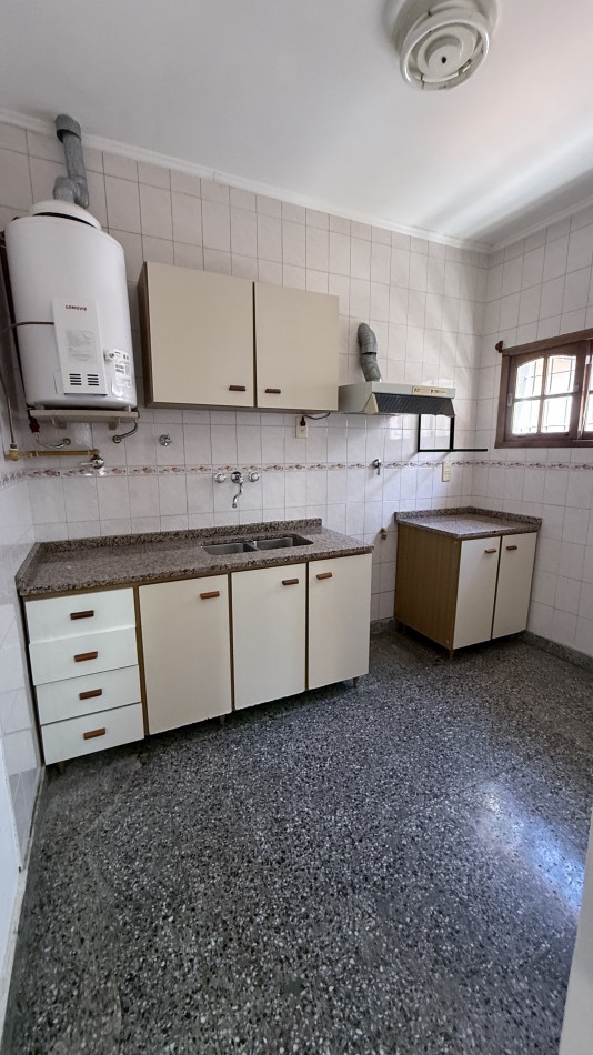 VENTA CASA 2 DORM - S/ AV. DE LAS AMERICAS !!!