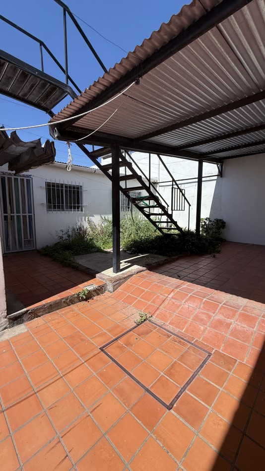VENTA CASA 2 DORM - S/ AV. DE LAS AMERICAS !!!