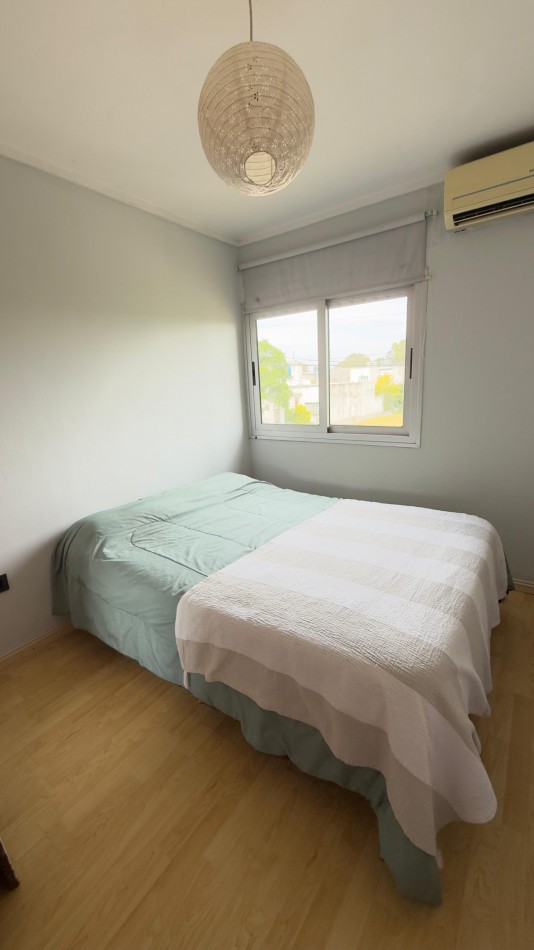 EN VENTA CASA DE 2 HABITACIONES - ZONA BARRIO LOMAS DEL GOLF