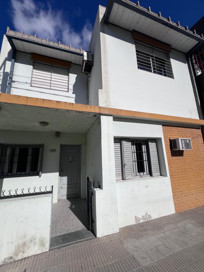 VENTA CASA APTA CREDITO HIPOTECARIO - CALLE LAURENCENA