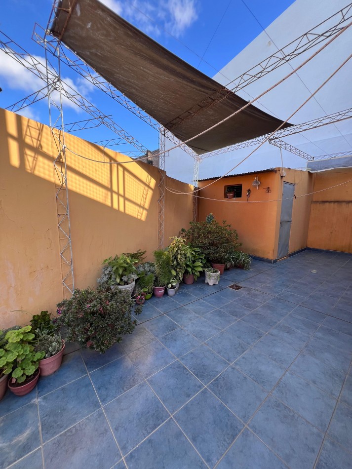 VENTA CASA APTA CREDITO HIPOTECARIO - CALLE LAURENCENA