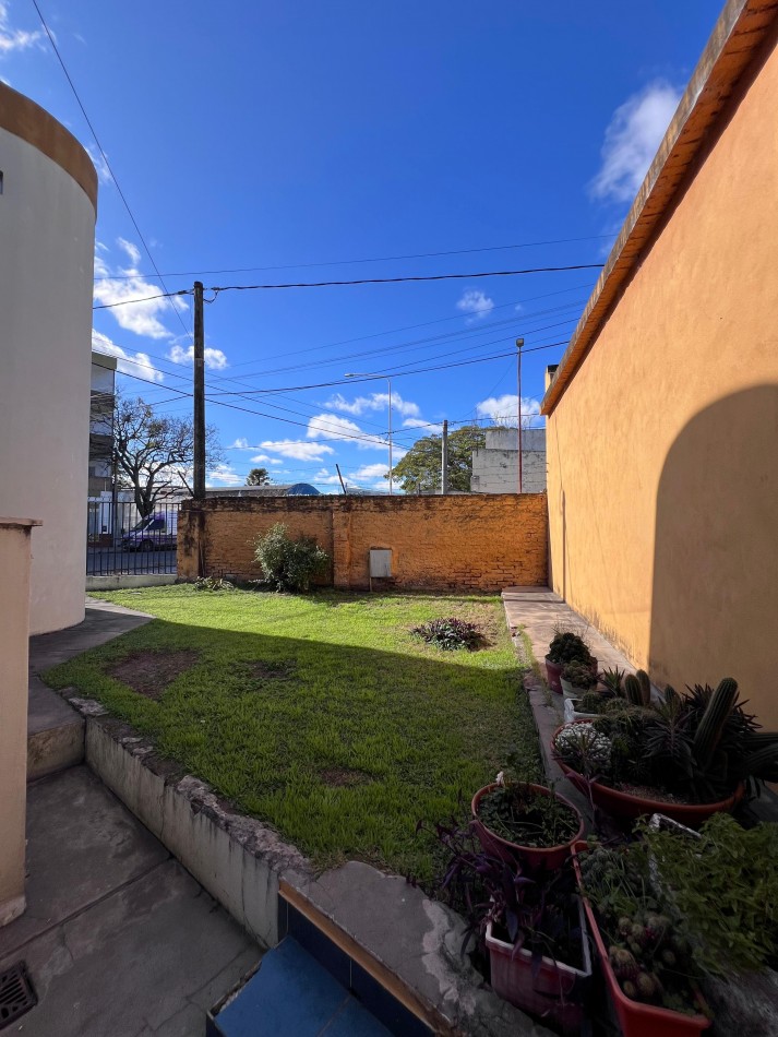 VENTA CASA APTA CREDITO HIPOTECARIO - CALLE LAURENCENA