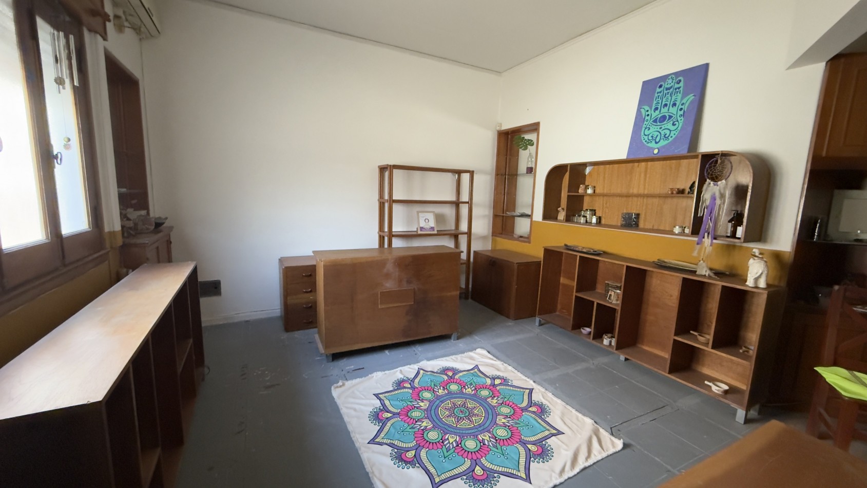 EN VENTA HERMOSA CASA - ZONA CENTRO/PARQUE URQUIZA 