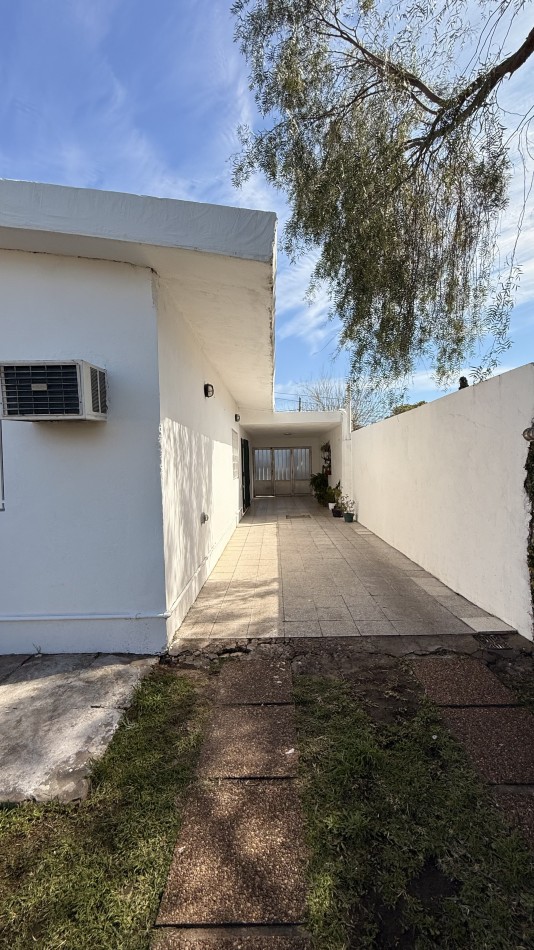 EN VENTA  CASA EN EXCELENTE ESTADO -  COMODIDAD Y FUNCIONALIDAD