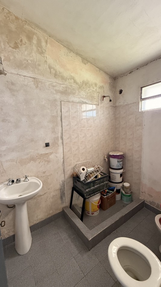 EN VENTA  CASA EN EXCELENTE ESTADO -  COMODIDAD Y FUNCIONALIDAD
