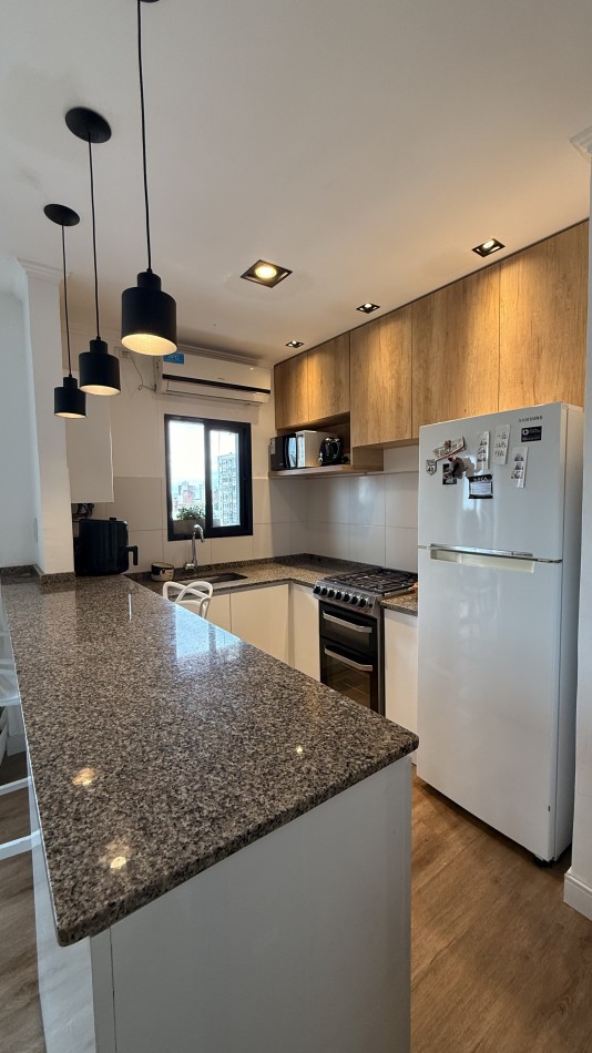 EN VENTA HERMOSO DPTO - 2 DORMITORIOS CON COCHERA