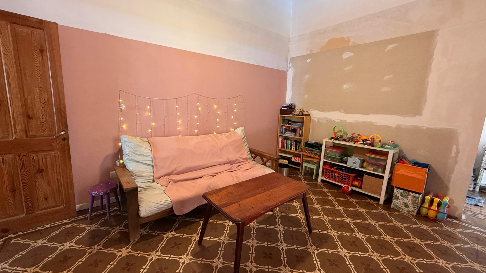 EN VENTA CASA A REFACCIONAR - EXCELENTE UBICACION CERCA DEL CENTRO CIVICO