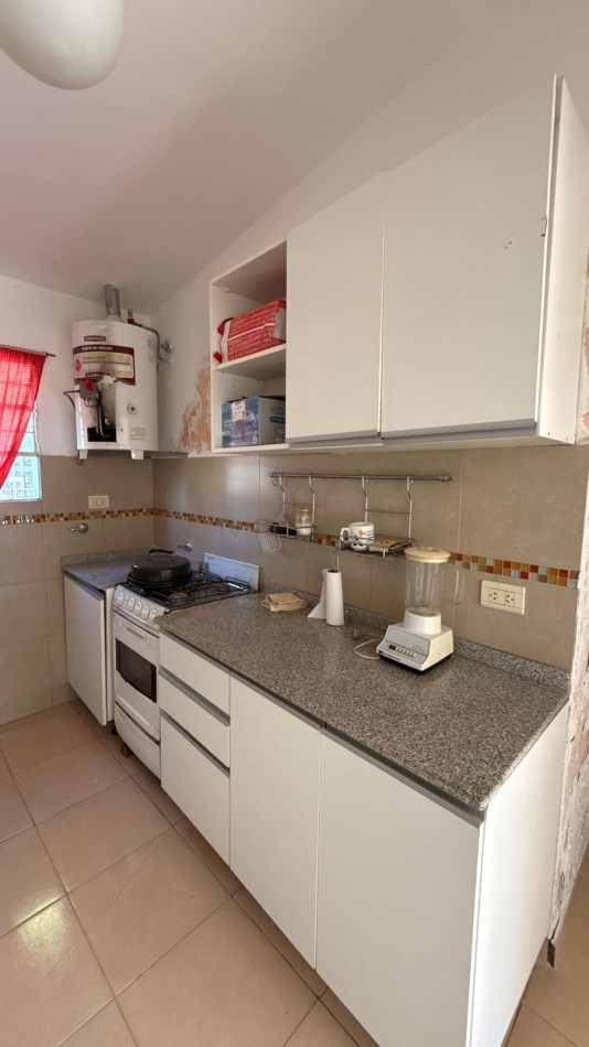 EN VENTA QUINTA A REFACCIONAR - SAUCE MONTRUL