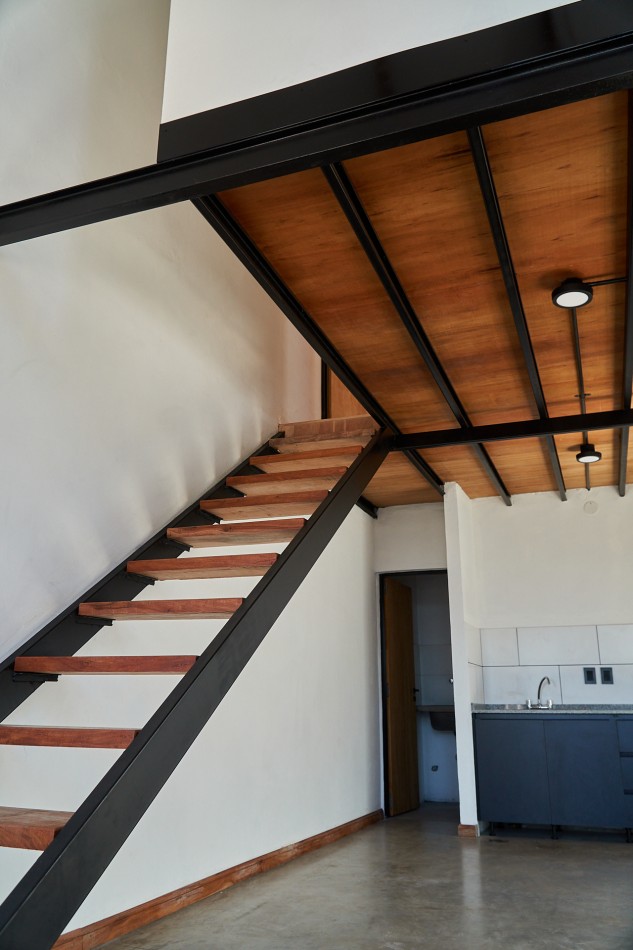 EN VENTA HERMOSO DUPLEX A ESTRENAR - ZONA ALMAFUERTE