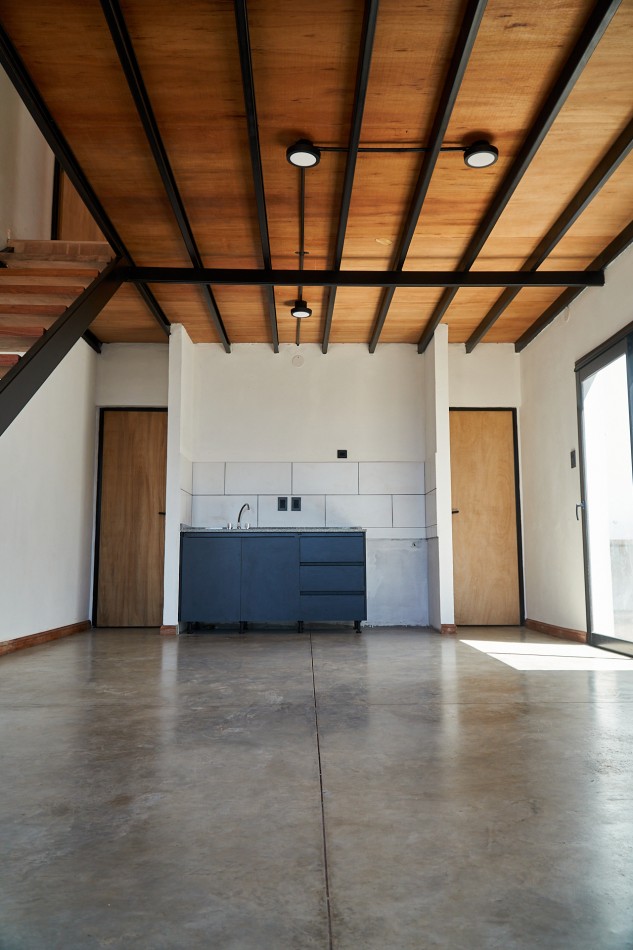 EN VENTA HERMOSO DUPLEX A ESTRENAR - ZONA ALMAFUERTE