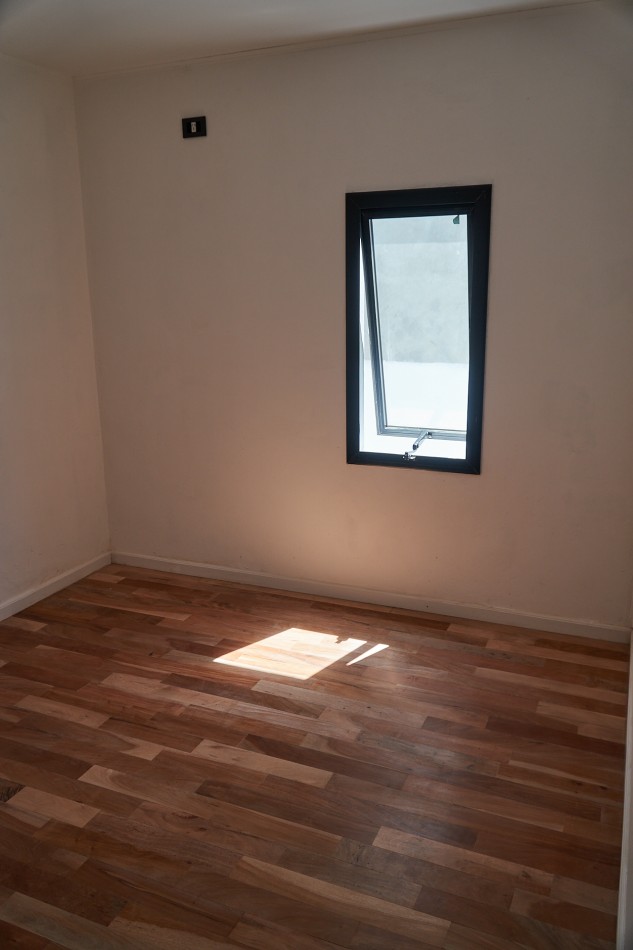 EN VENTA HERMOSO DUPLEX A ESTRENAR - ZONA ALMAFUERTE