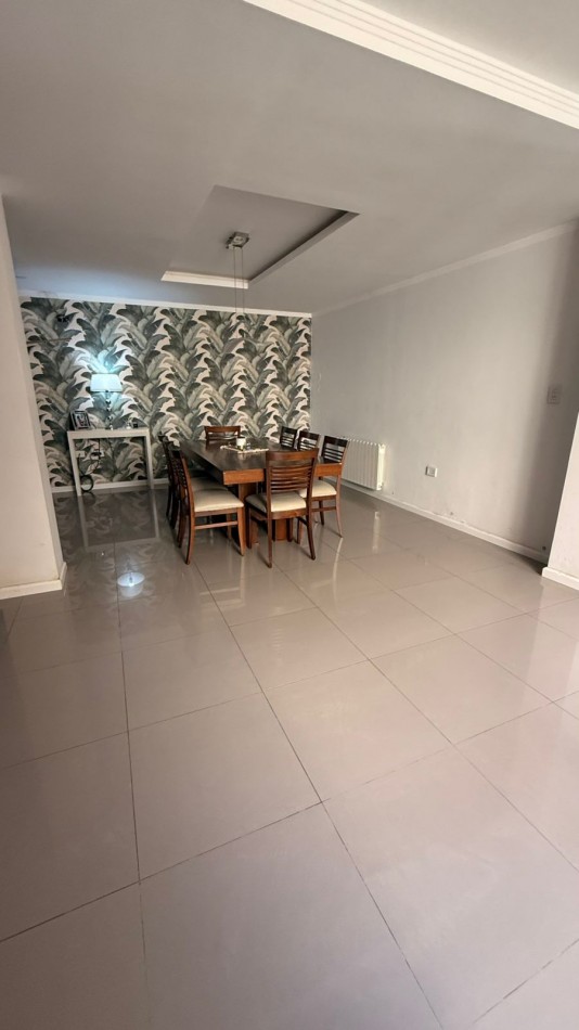 Venta Hermosa Casa Zona Thompson !!!