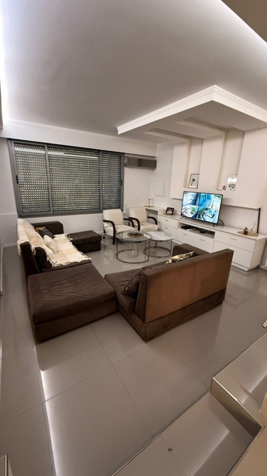 Venta Hermosa Casa Zona Thompson !!!