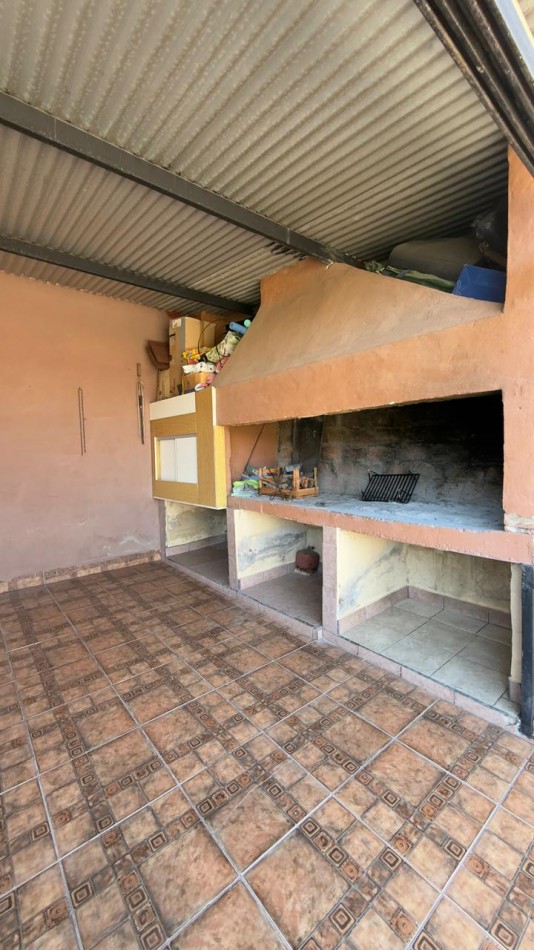 EN VENTA CASA SAN BENITO - EXCELENTE ZONA