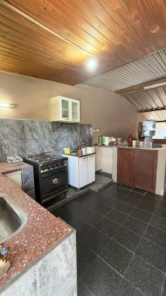 EN VENTA CASA SAN BENITO - EXCELENTE ZONA