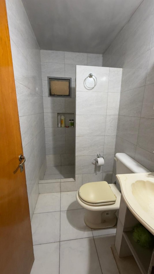 EN VENTA CASA SAN BENITO - EXCELENTE ZONA