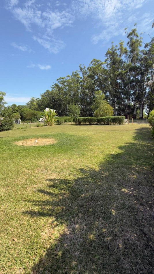 EN VENTA MODERNA CASA QUINTA - SAUCE MONTRUL