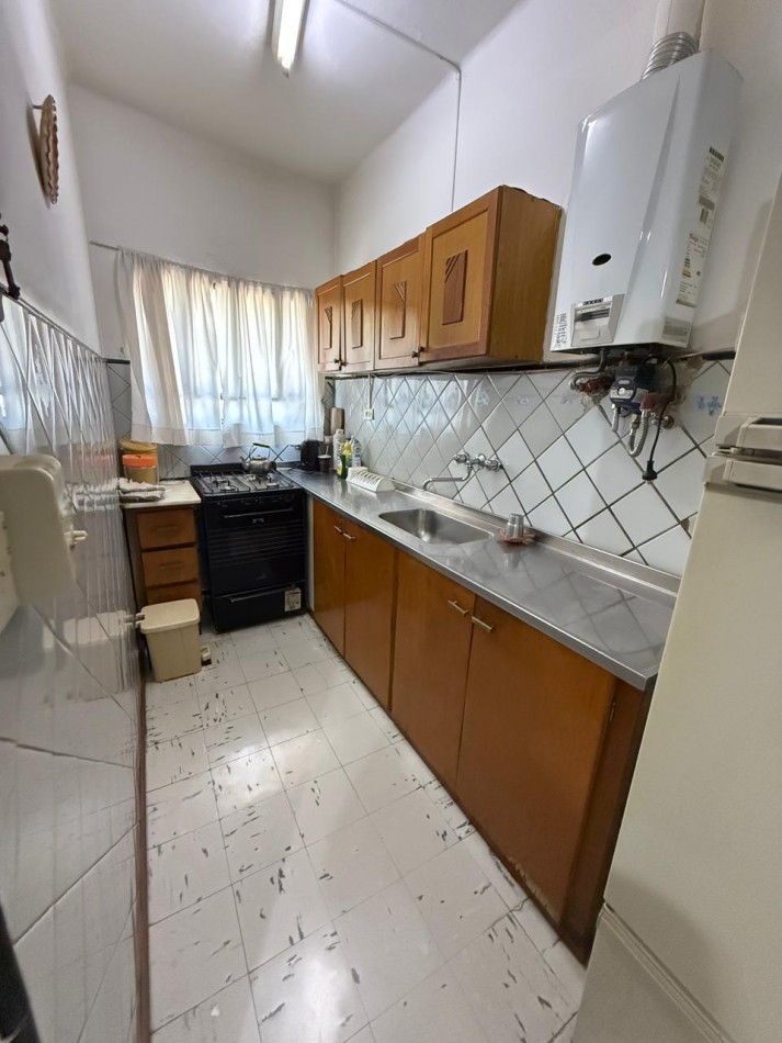 EN VENTA CASA 2 DORMITORIOS - EXCELENTE UBICACION