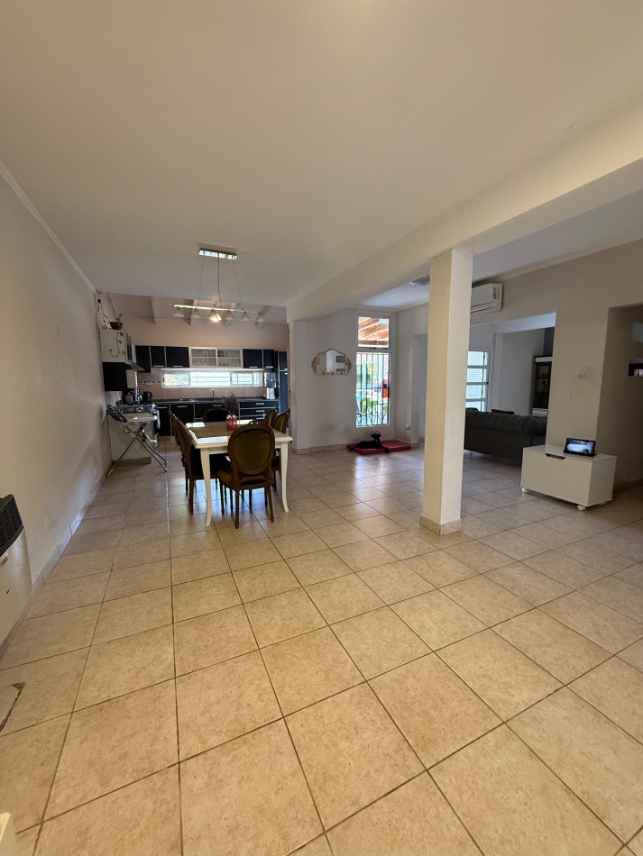 EN VENTA HERMOSA CASA DE DOS PLANTAS - APTA CREDITO HIPOTECARIO