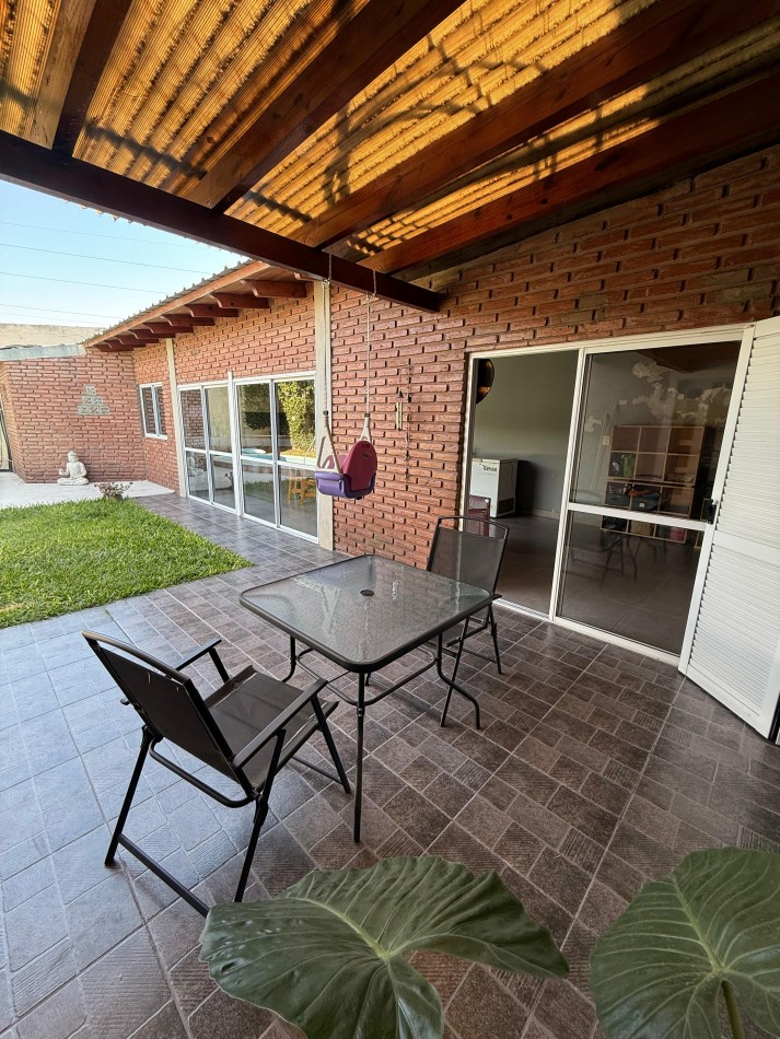 EN VENTA HERMOSA CASA DE DOS PLANTAS - APTA CREDITO HIPOTECARIO