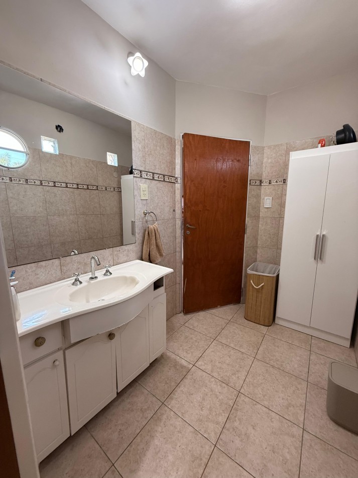 EN VENTA HERMOSA CASA DE DOS PLANTAS - APTA CREDITO HIPOTECARIO