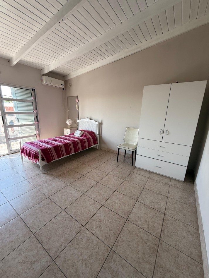 EN VENTA HERMOSA CASA DE DOS PLANTAS - APTA CREDITO HIPOTECARIO