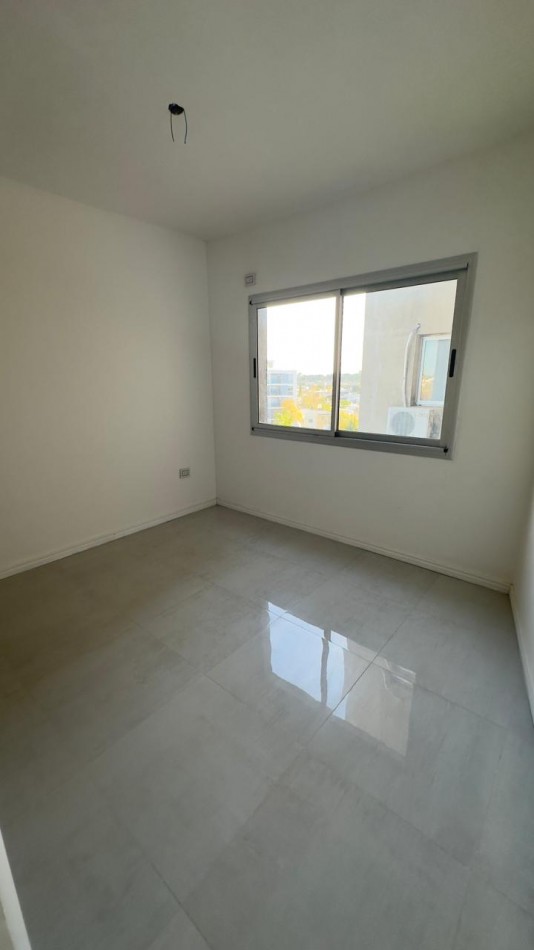 EN VENTA HERMOSO DPTP APTO CREDITO - ZONA SAENZ PEÑA