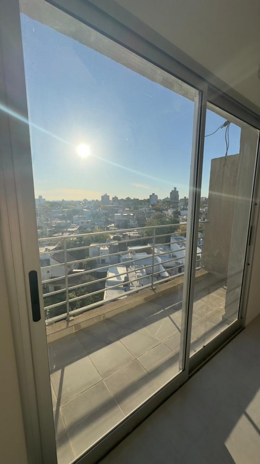 EN VENTA HERMOSO DPTP APTO CREDITO - ZONA SAENZ PEÑA