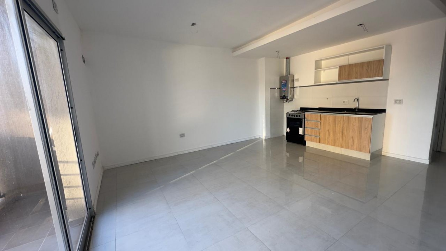 EN VENTA HERMOSO DPTP APTO CREDITO - ZONA SAENZ PEÑA