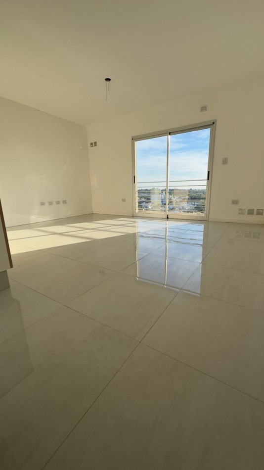 EN VENTA HERMOSO DPTP APTO CREDITO - ZONA SAENZ PEÑA