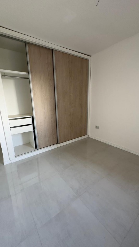 EN VENTA HERMOSO DPTP APTO CREDITO - ZONA SAENZ PEÑA