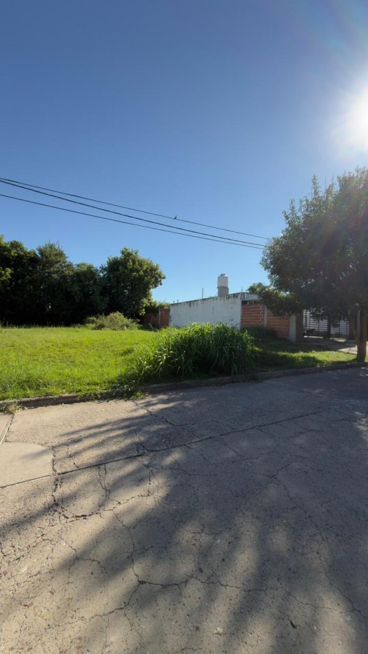 EN VENTA TERRENO EN LOTEO LOS LAPACHOS 1 - ZONA PARACAO