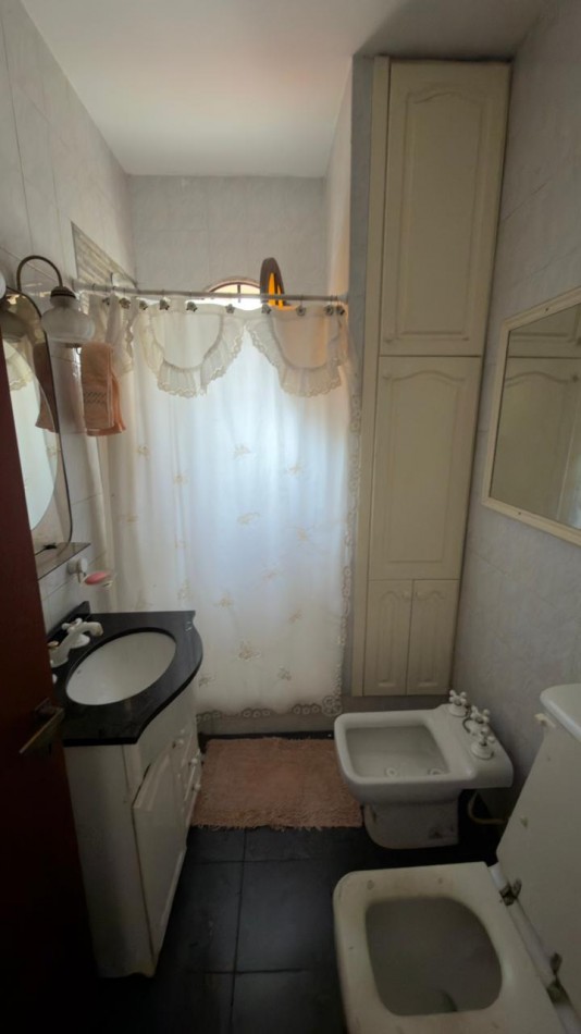 HERMOSA CASA ZONA BOULEVARES !!! 