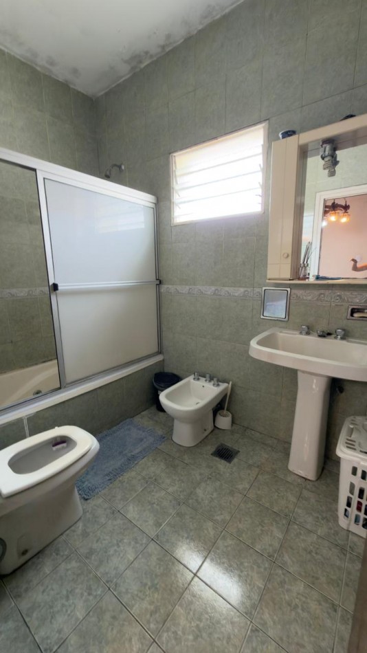 HERMOSA CASA ZONA BOULEVARES !!! 