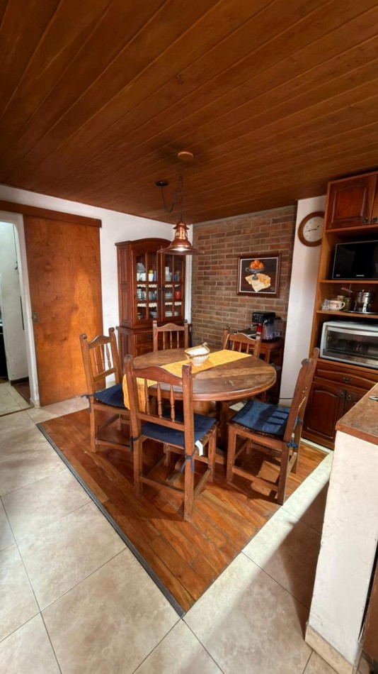 HERMOSA CASA ZONA BOULEVARES !!! 