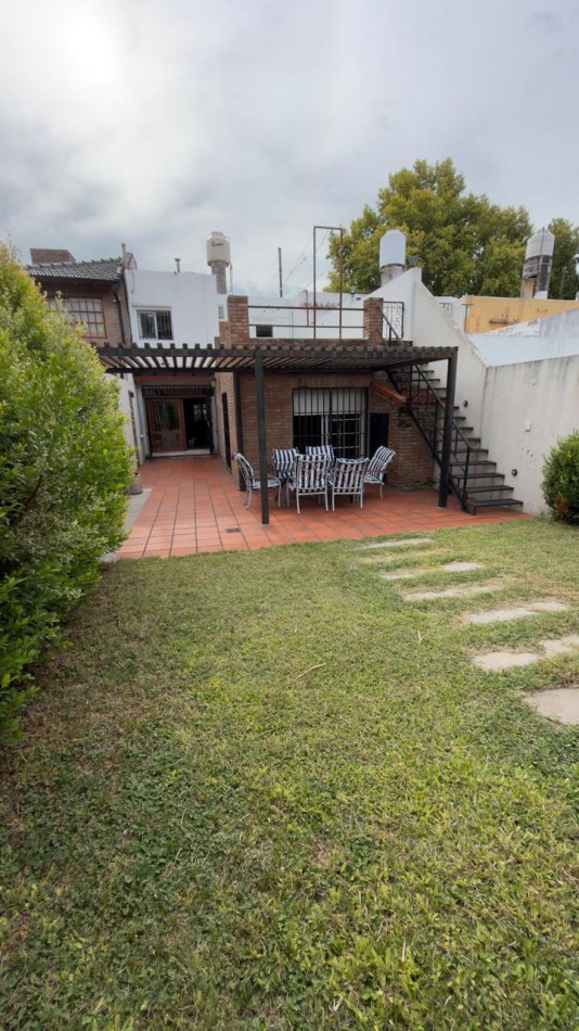 HERMOSA CASA ZONA BOULEVARES !!! 