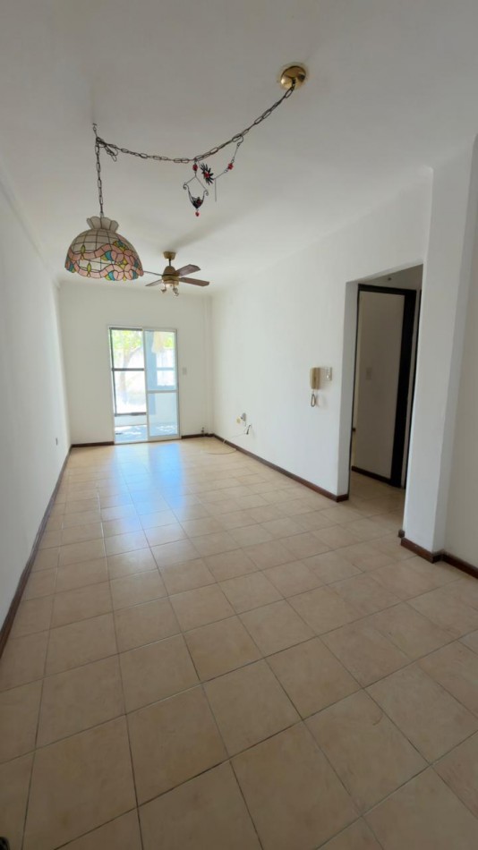 VENTA DPTO PLANTA BAJA CON PATIO VERDE !!! 