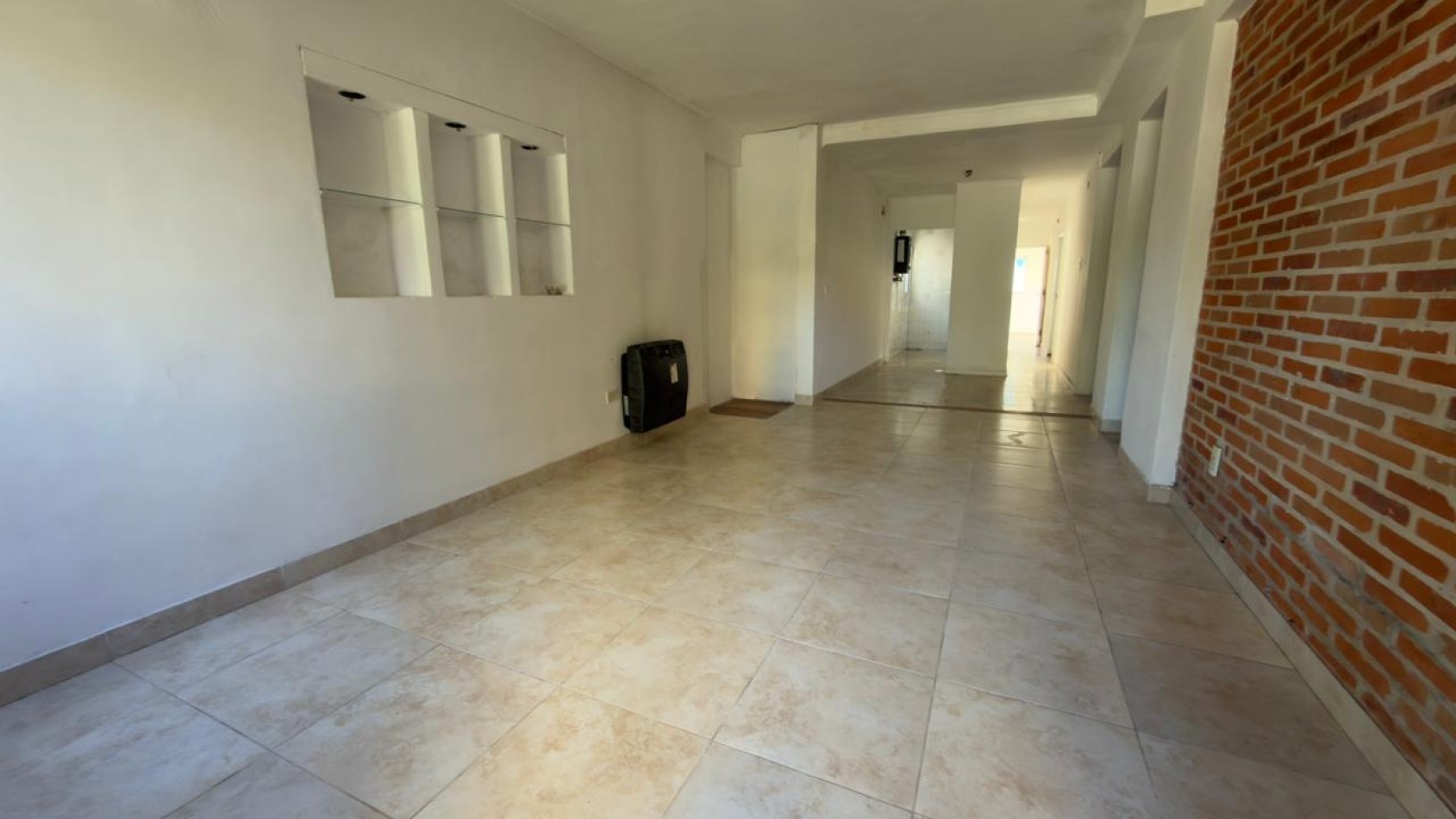EN VENTA CASA 2 DORM- CALLE BLAS PARERA !!! 