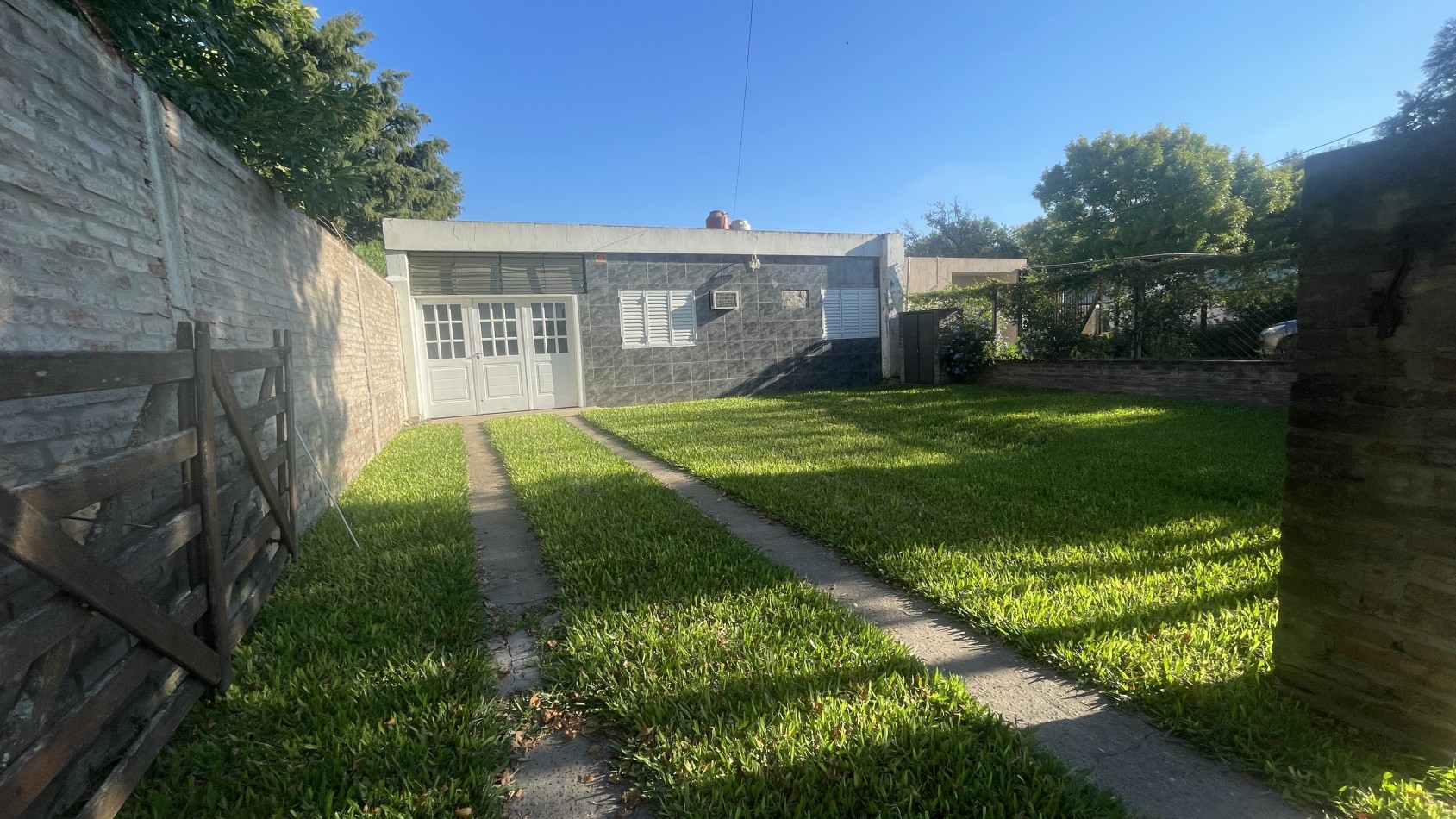 VENTA CASA QUINTA SOBRE JORGE NEWBERY!