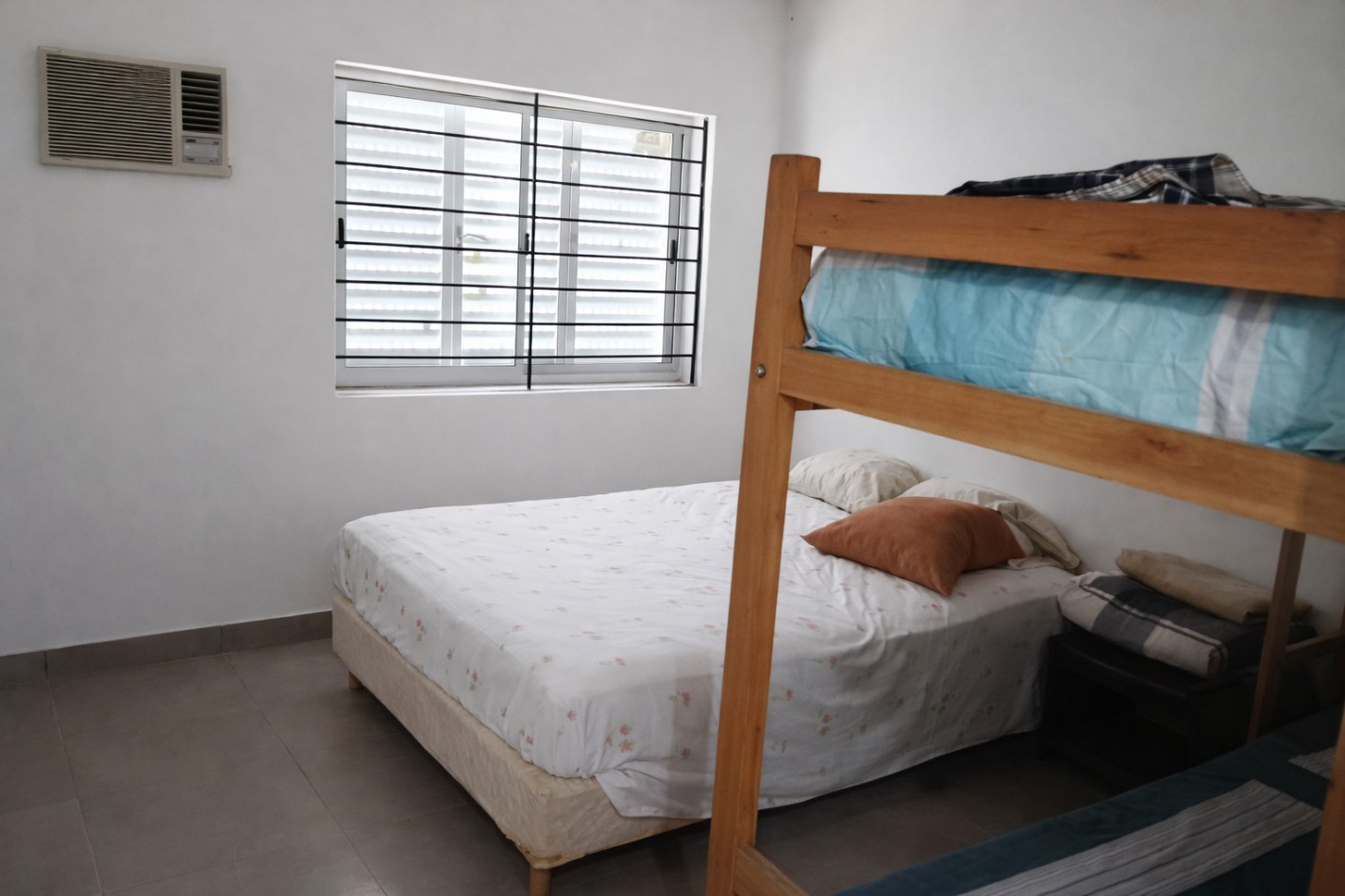 VENTA CASA QUINTA SOBRE JORGE NEWBERY!