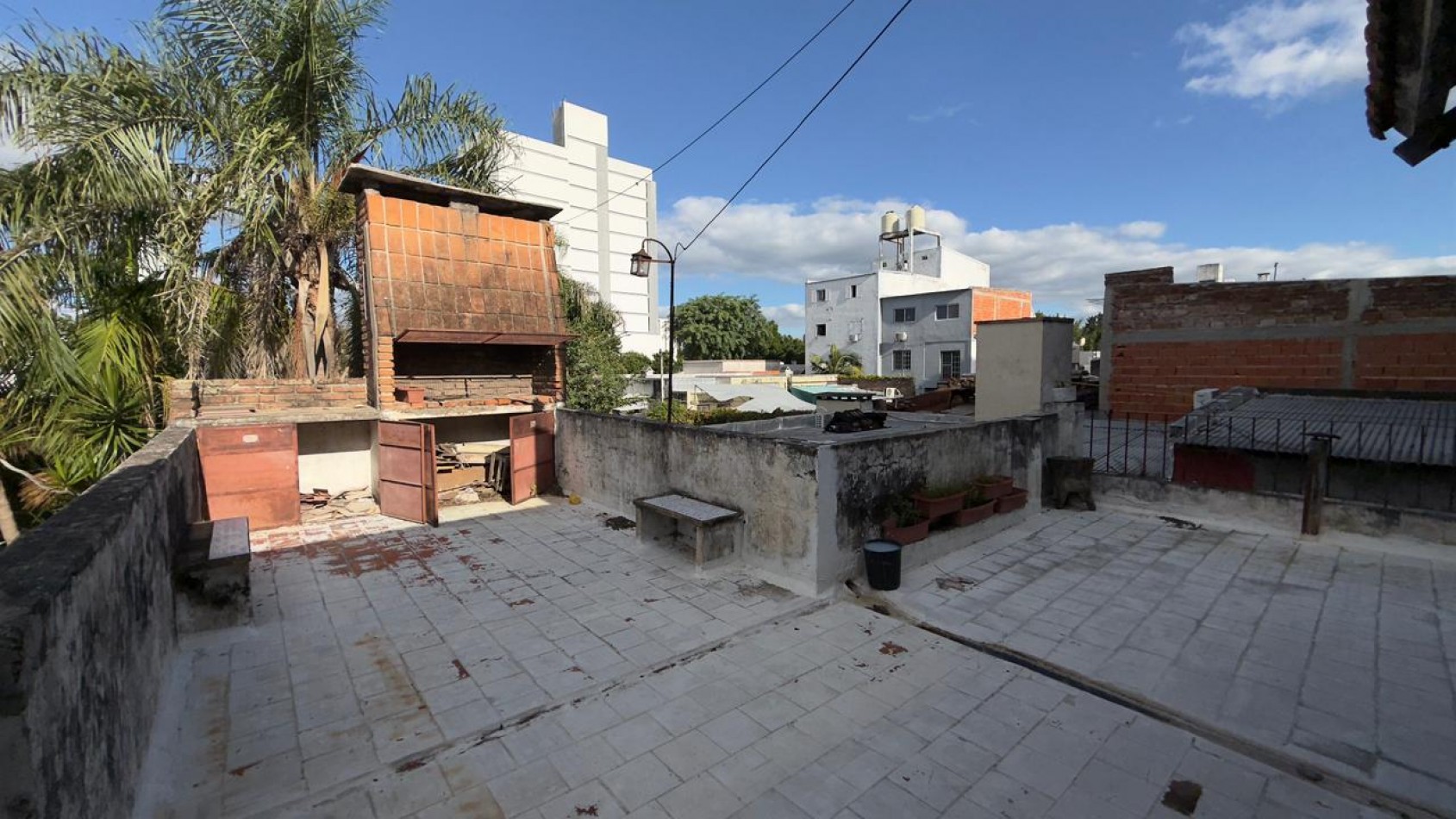 VENTA COMODA CASA 4 DORMITORIOS ZONA BOULEVARES !!! 