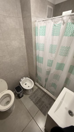 EN VENTA HERMOSO DPTO 1 DORMITORIO - ZONA CENTRO