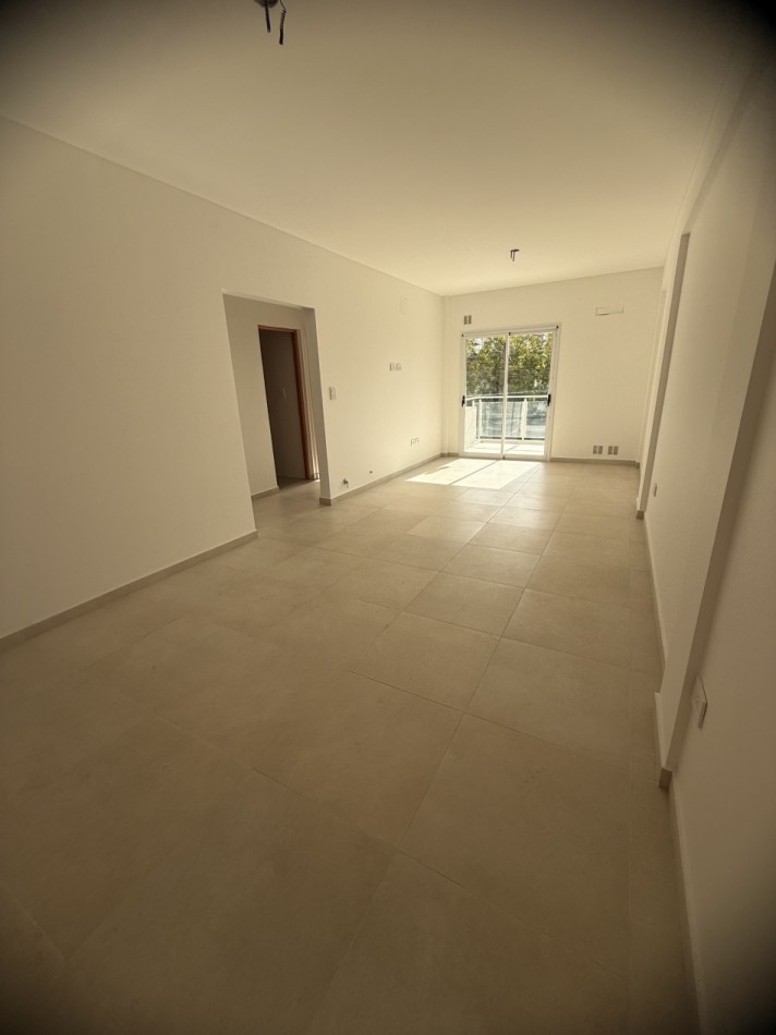 VENTA HERMOSO DPTO DE 2 DORM CON COCHERA-ZONA BOULEVARES !!!