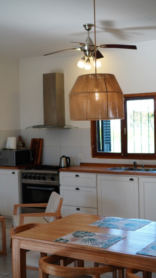 EN VENTA LUJOSA CASA ZONA NORTE