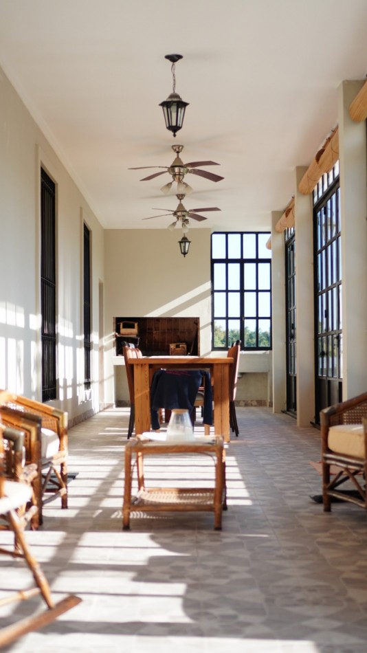 EN VENTA LUJOSA CASA ZONA NORTE