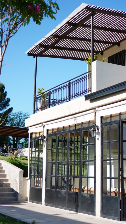 EN VENTA LUJOSA CASA ZONA NORTE