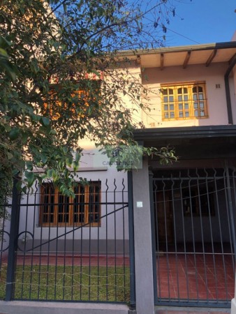 EN VENTA HERMOSA ZONA PLAZA SAENZ PENA !!!
