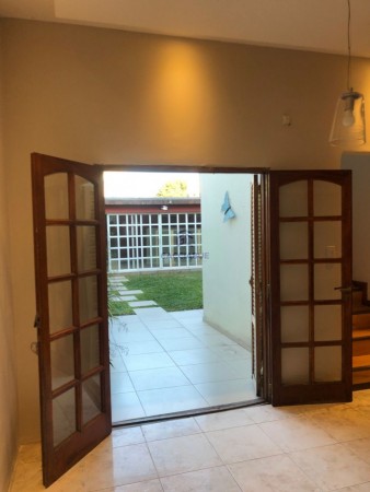 EN VENTA HERMOSA ZONA PLAZA SAENZ PENA !!!